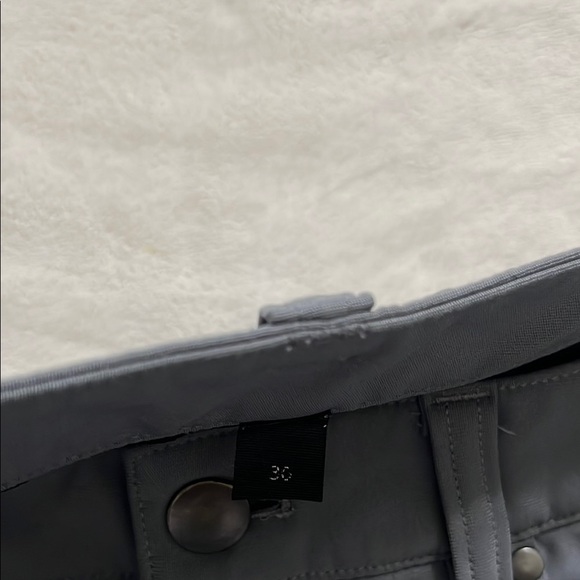 Lululemon Men's Gray Pants - Picture 4 of 13